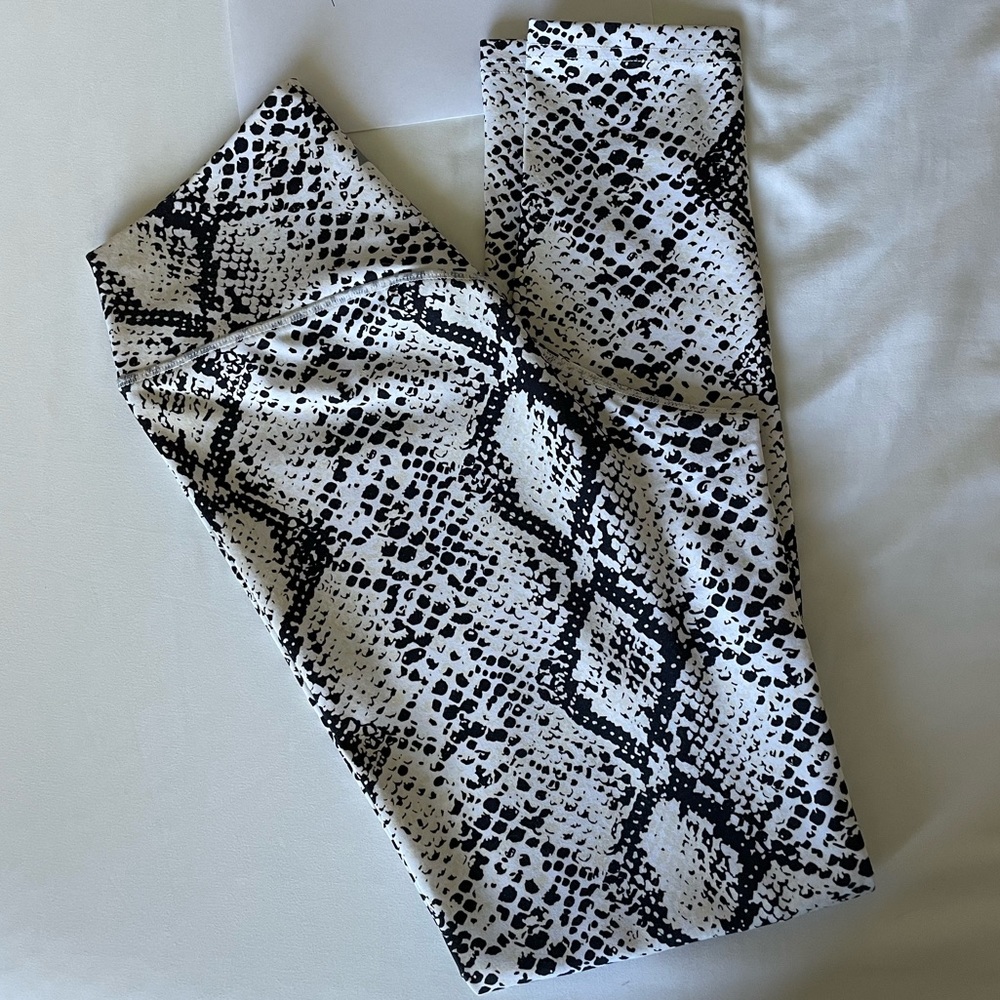 Balance Athletica Ascend Leggings